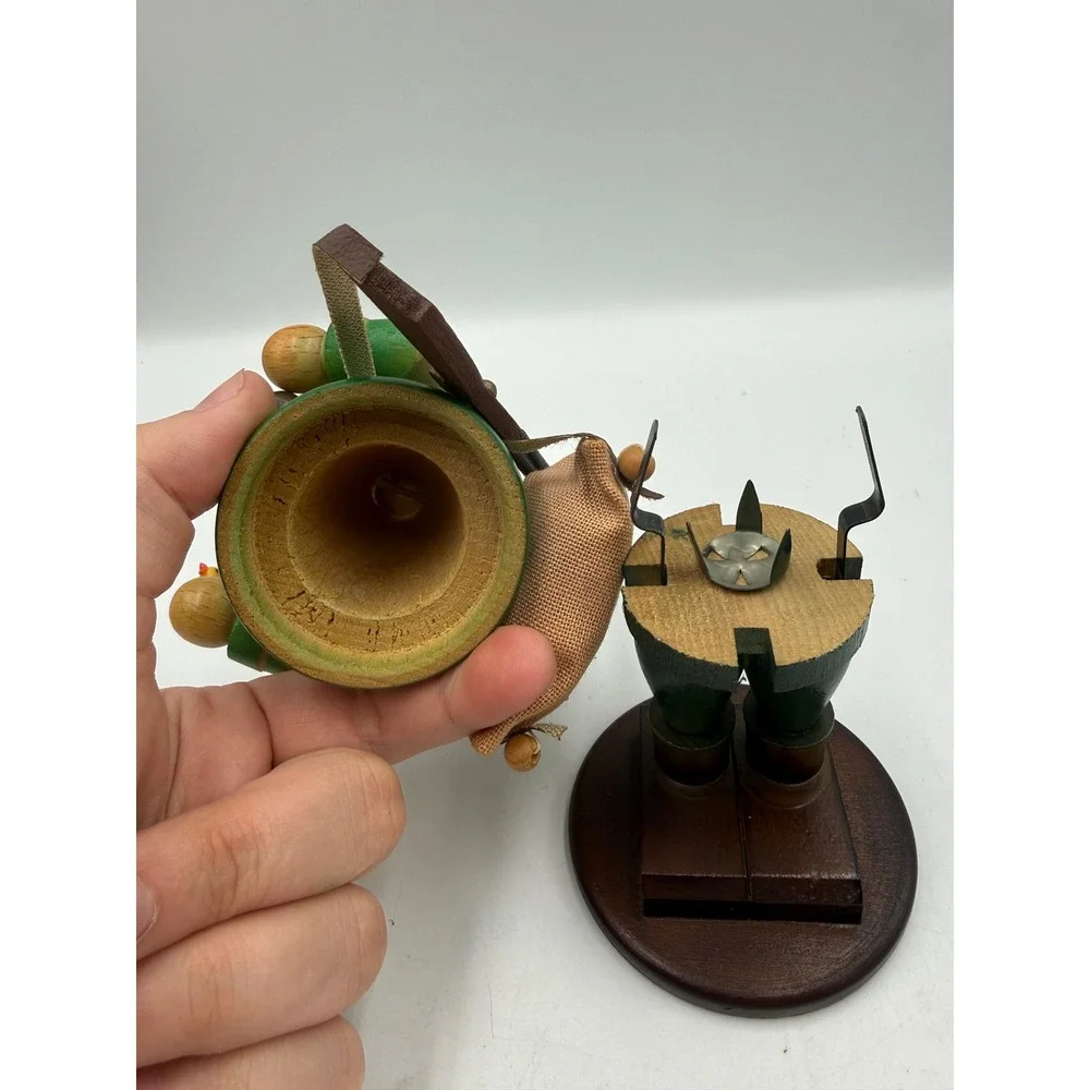 Vintage 1984 Steinbach Signed Wooden Smoker Hunter Woodsman West Germany‎ 8.5